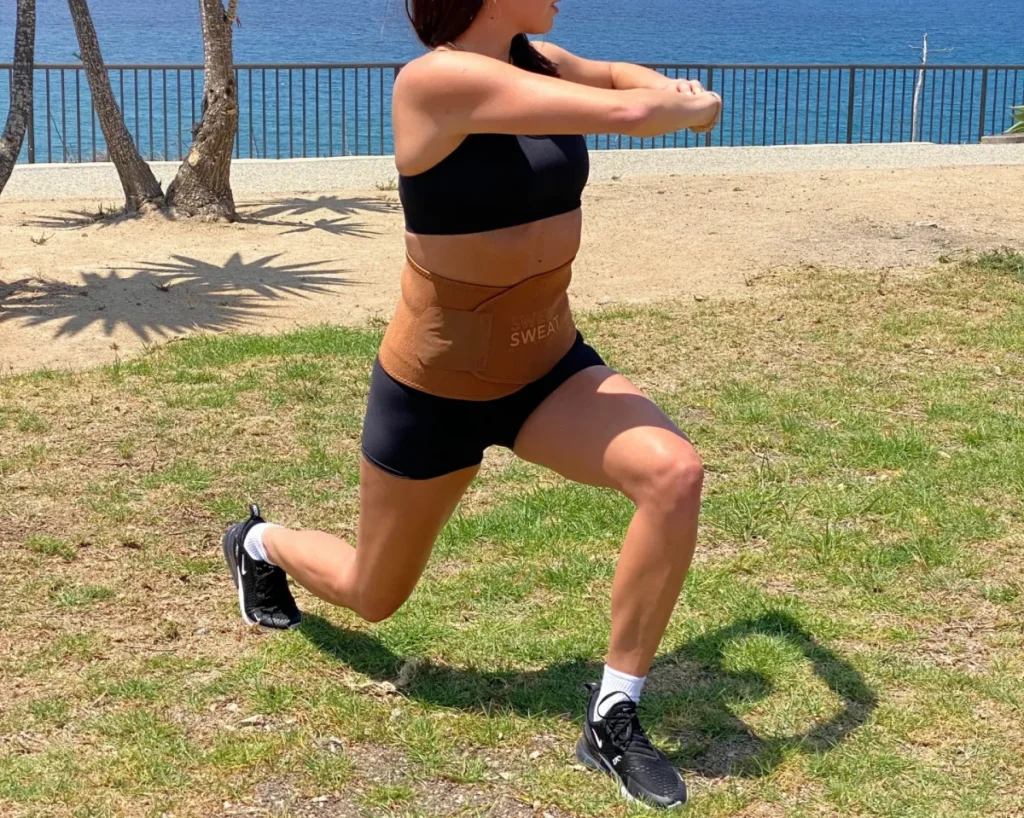 Reverse Lunge with a Twist